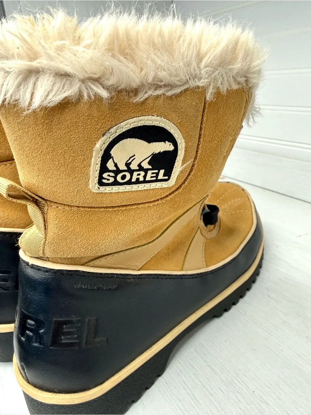 SOREL Tivoli 2 Suede Snow Boots, Size 8. Beige, NL2089-373 Women EUC
